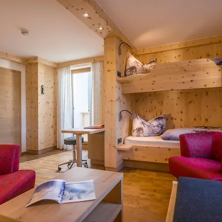 Hotel Alpina Ried im Zillertal Exteriér fotografie