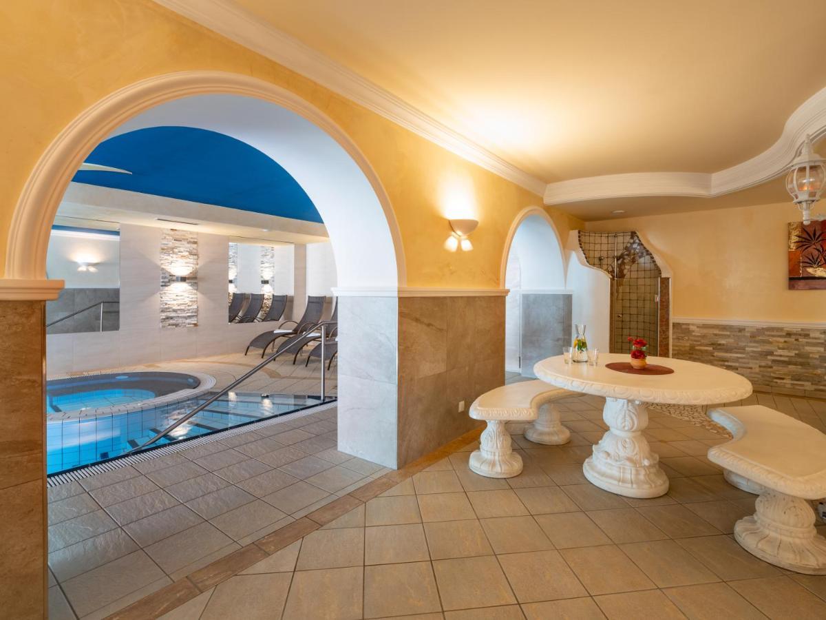 Hotel Alpina Ried im Zillertal