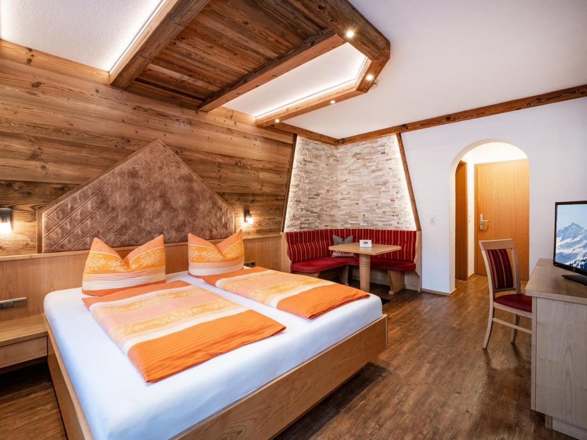 Alpina Hotel Ried im Zillertal