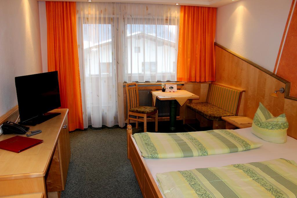 Hotel Alpina 4*