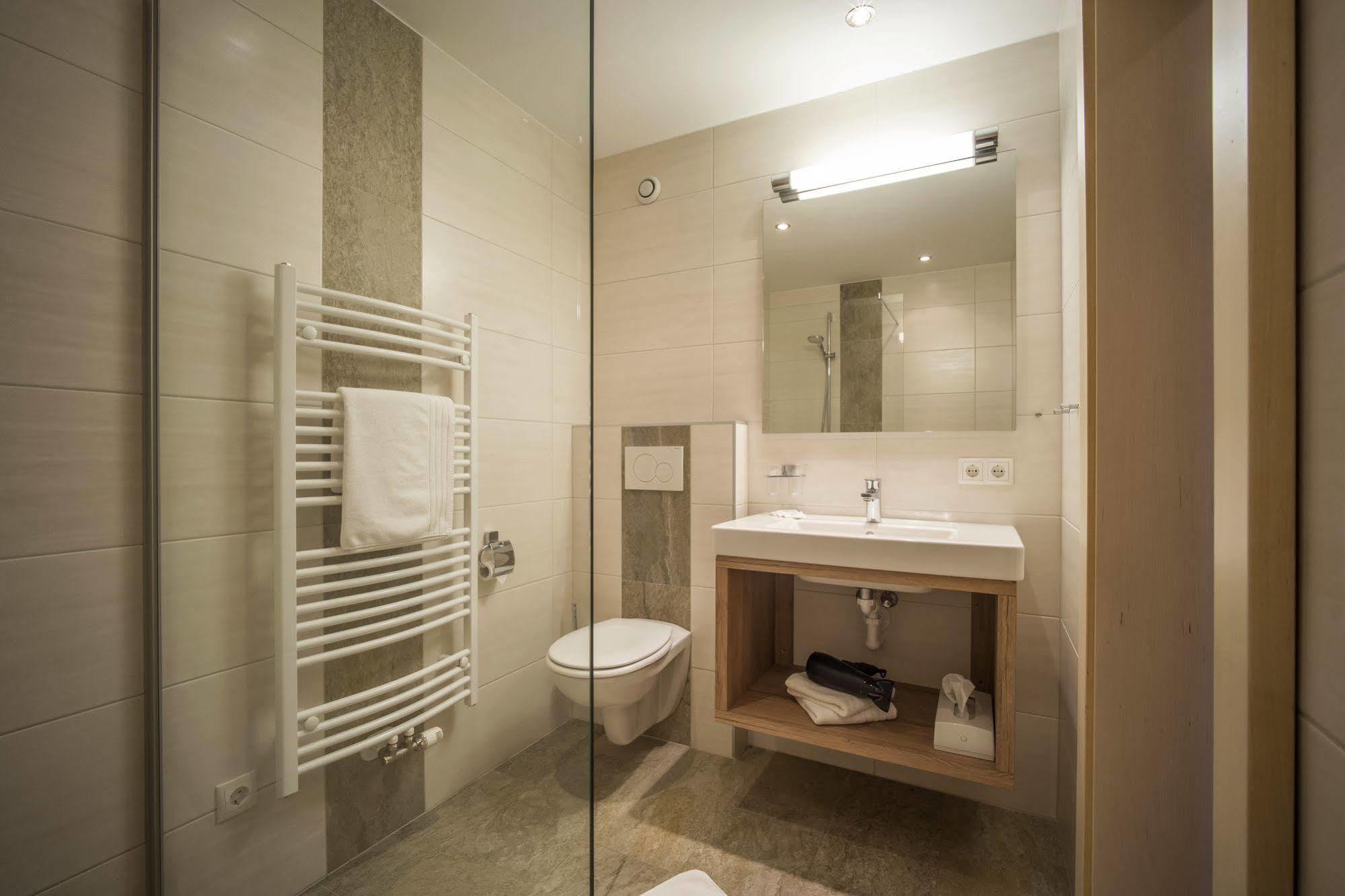 Alpina Hotel Ried im Zillertal
